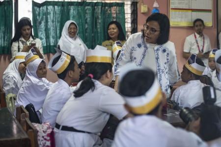 Stabil di Tengah Dunia yang Tidak Stabil  Indonesia.go.id