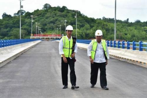 Memancang Optimisme di Atas Air Bendungan
