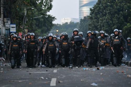 Satria Baju Hitam dari Watukosek