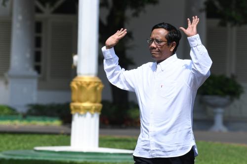 Jejak Panjang Tanpa Nada Sumbang