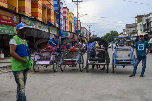 Payung Hukum Relaksasi dan Bantalan Sosial