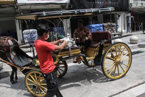 Gandeng Gendong Turunkan Kemiskinan