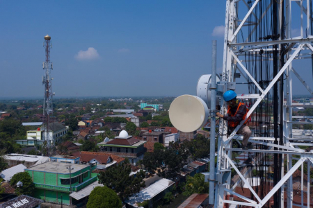 Indonesia.go.id - Menata Jalur Pita Emas 700 Mhz