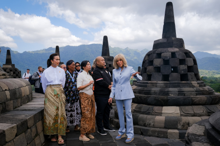 Diplomasi Budaya dan Pariwisata: Pilar Kuat Kerja Sama Indonesia-Prancis di Borobudur 