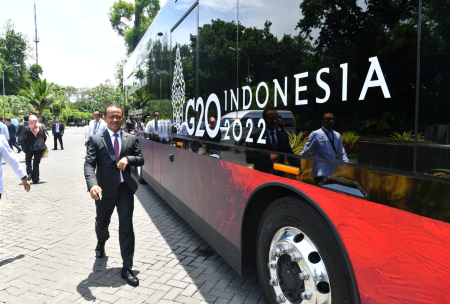 Ini Bus Listrik Terbaik di KTT G20 Versi Menteri Investasi 