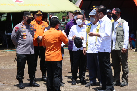 Presiden Perintahkan Relokasi Warga dari Zona Bahaya
