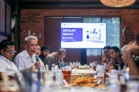 Pemerintah Targetkan 500.000 Anak Miskin Terjangkau Pendidikan Gratis lewat Sekolah Rakyat