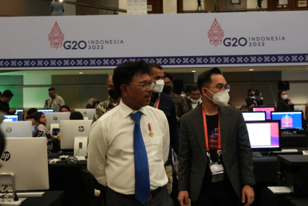 Awak Media Mulai Instalasi Perlengkapan Siaran di Media Center KTT G20 Bali