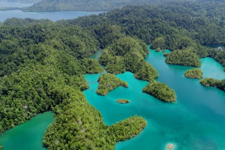 Pulau Tawale, Gerbang Surga di Negeri Saruma