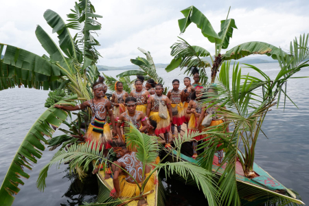 Mengangkat Produk Kreatif Papua dari Festival Danau Sentani 