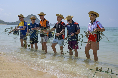 AIS Forum Bantu Pemulihan Terumbu Karang di Pantai Jayapura