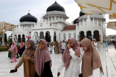 Prospek Cerah Ekonomi dan Keuangan Syariat