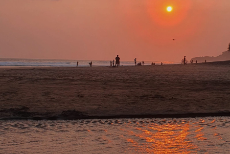 Keindahan Tersembunyi Pantai Wonogoro: Destinasi Wisata Baru di Malang