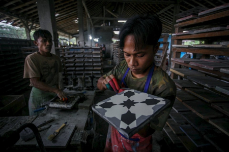 Kolaborasi dan Teknologi Hijau, Masa Depan Cerah Industri Keramik Indonesia