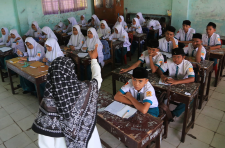 Revolusi Pendidikan: Kurikulum Merdeka Hapuskan Penjurusan di SMA, Ini Dampaknya