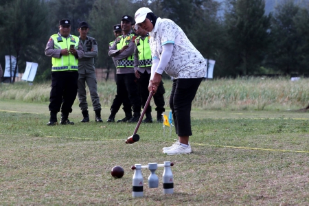 Berolahraga Golf Kayu Ala Woodball