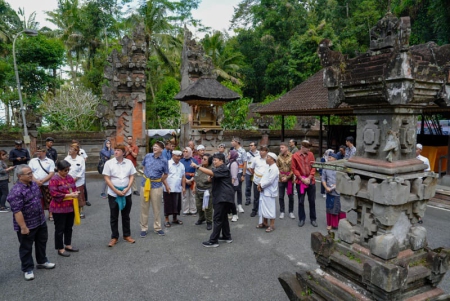 Tradisi Melindungi Alam dan Budaya dari Desa Demulih