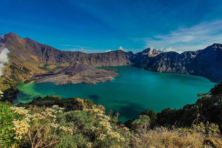 Segara Anak, Oase Segar di Ketinggian Rinjani