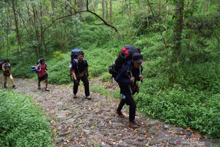 Inilah 7 Gunung untuk Pendaki Pemula