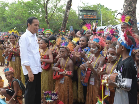 10 Tahun Tanah Papua Bersama Jokowi