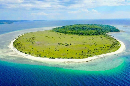 Pulau Ular di Buton Selatan, Misteri dan Keindahan yang Memukau