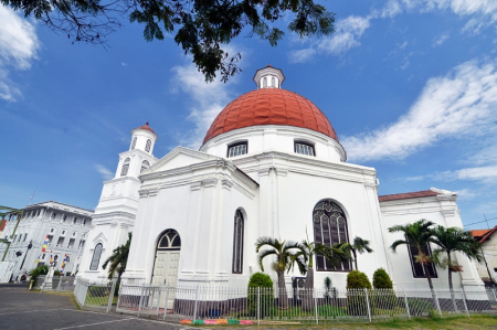 Menyusuri Jejak Sejarah Gereja Blenduk