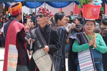 Mandok Hata, Memupuk Keindahan Tahun Baru ala Suku Batak