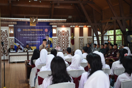 Pendidikan tidak hanya Berorientasi Kelulusan, Tetapi juga Pengembangan Keunggulan Individu