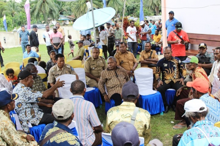 Menjadikan Distrik sebagai Ujung Tombak Pelayanan