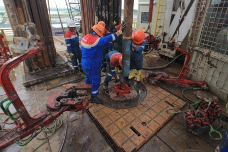 Optimistis Target Produksi Migas 1 Juta Barel di 2030 Tercapai