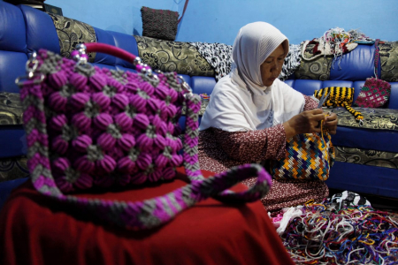 Kontribusi Ekonomi Kaum Perempuan untuk Negeri