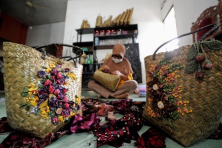 Ketika Sisa Kain Menjadi Sumber Kehidupan, Dari Pinjol ke Perca