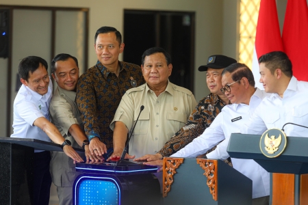 Presiden Prabowo: Kereta Api adalah Fondasi Kehidupan Masyarakat Modern