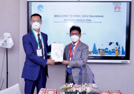 [SIARAN PERS] Kunjungi MWC 2022, Menkominfo Bahas Berbagai Kerja Sama Bidang TIK dan Digital