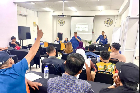 Warung Konsuler KJRI Johor Bahru dan KBRI Roma: Layanan Proaktif untuk WNI