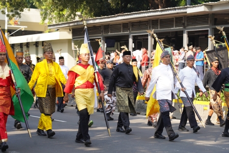 Kemerdekaan Dirayakan Bersama, Rakyat Padati Istana Merdeka