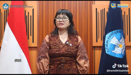 Amerika Serikat Tangguhkan Sementara Visa Pelajar, Kemendiktisaintek Siapkan Solusi Strategis