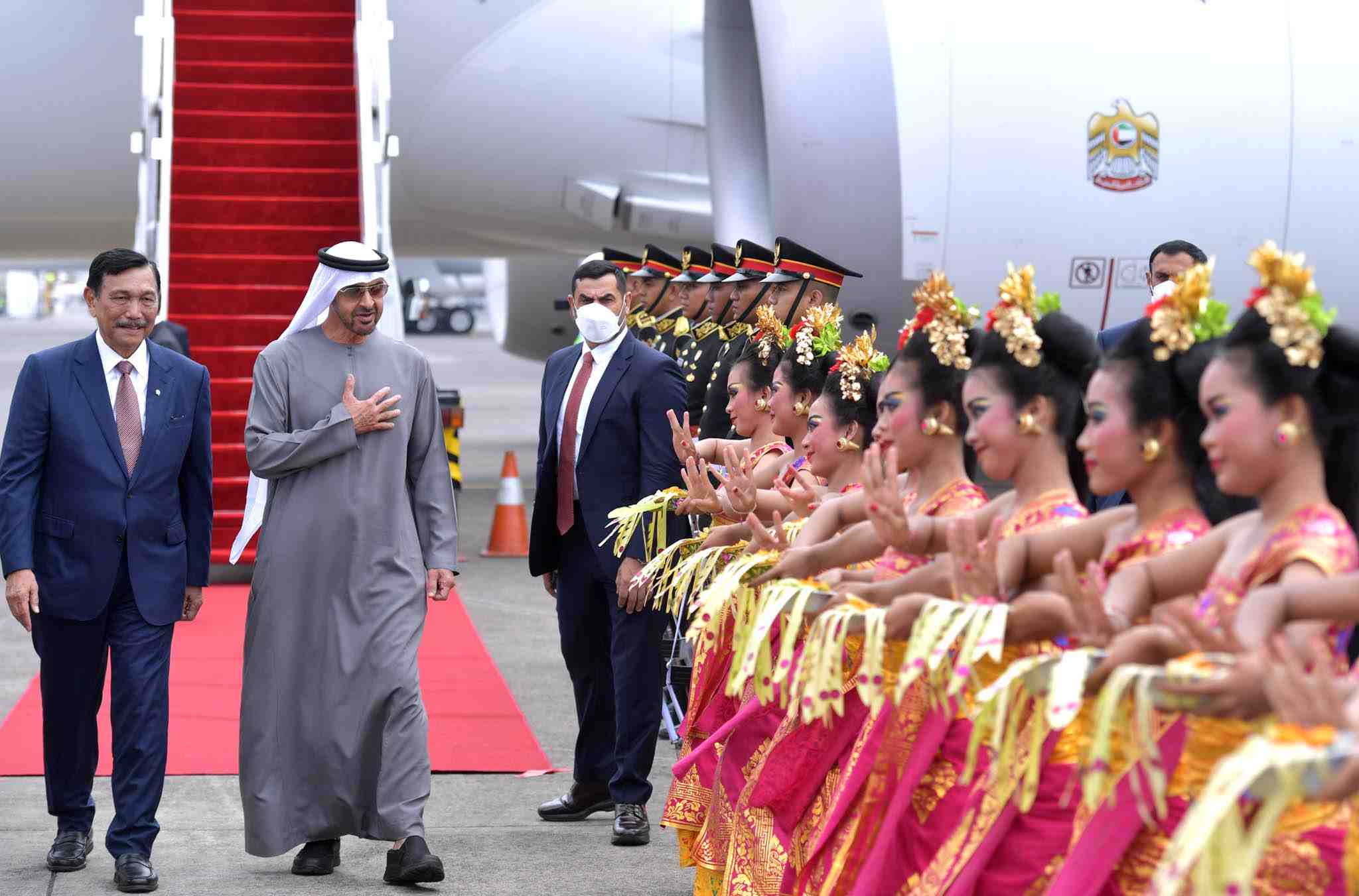 Presiden Uni Emirat Arab Tiba di Bali