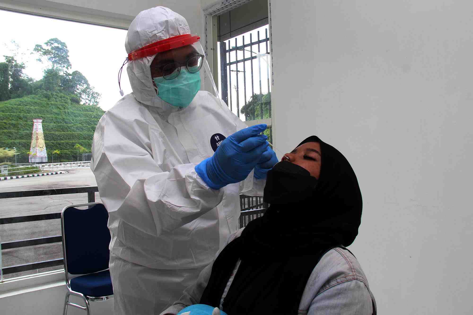 Tes Antigen di Perbatasan