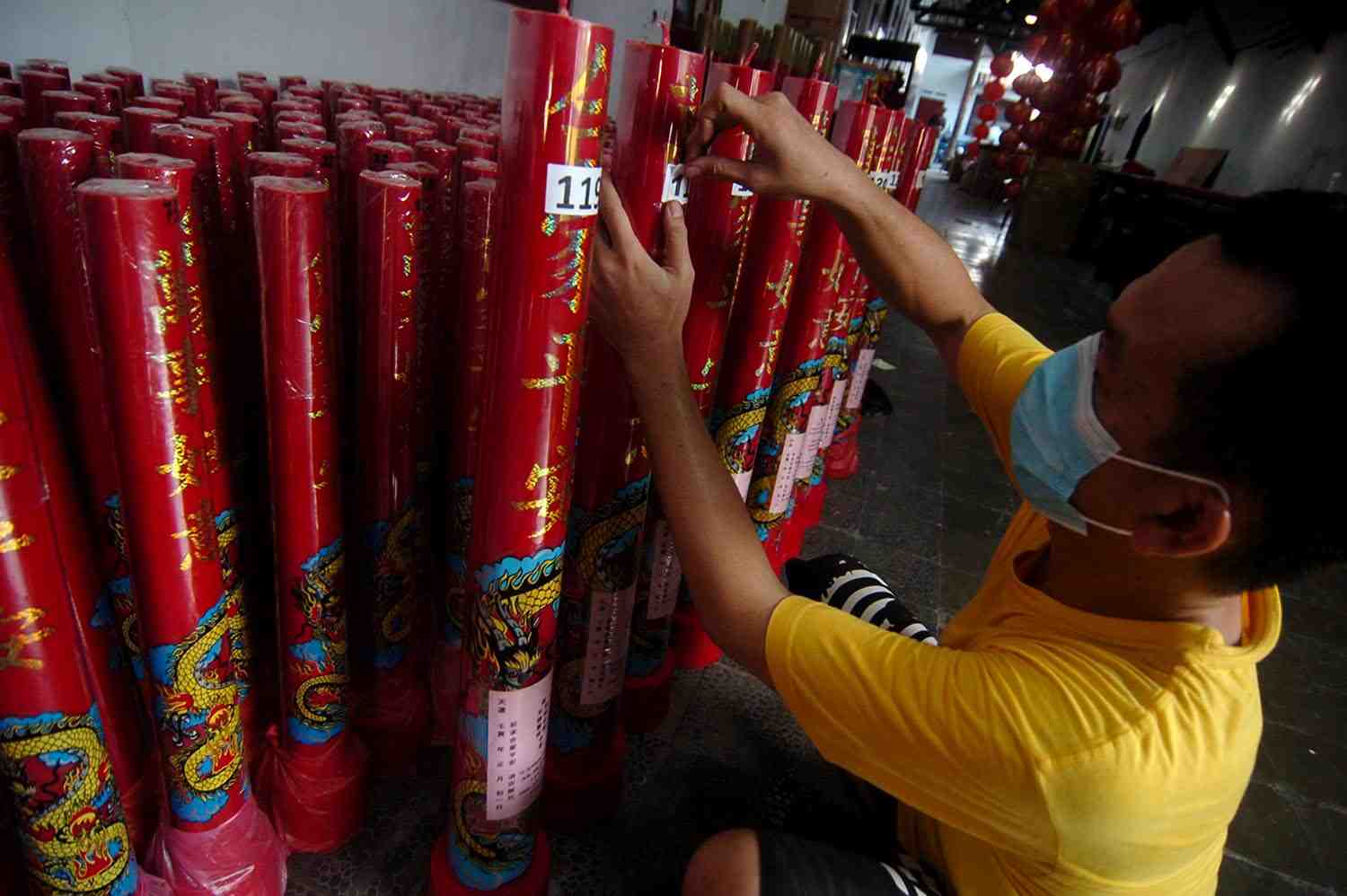 Lilin Raksasa 