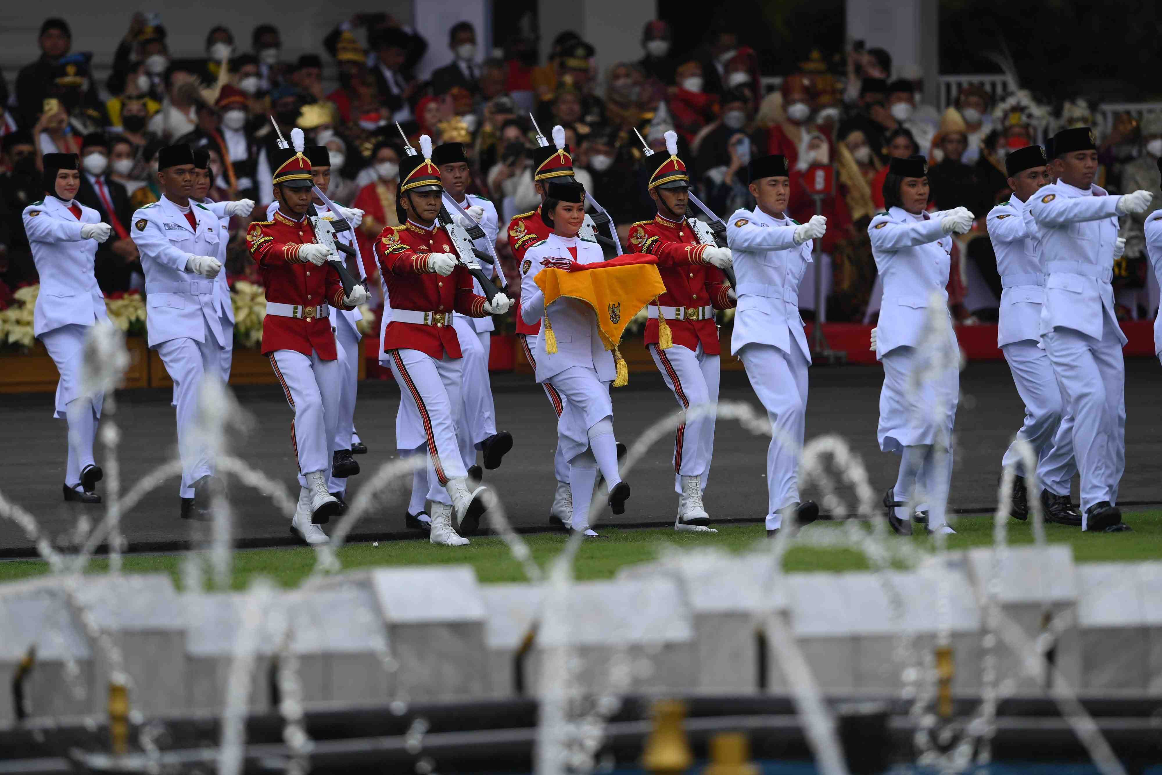 Pengibaran Bendera di Istana Negara