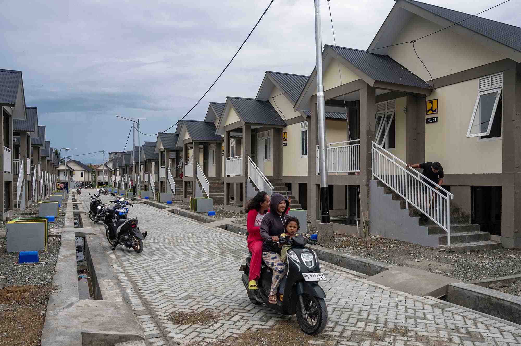 Penyintas Tsunami Palu Mulai Tempati Huntap